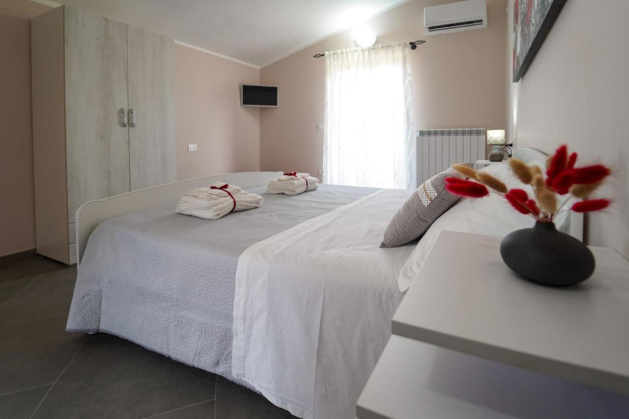 Villa Falcone Alvignano Kültér fotó
